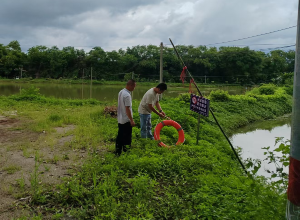 开展防溺水巡查 (2).jpg